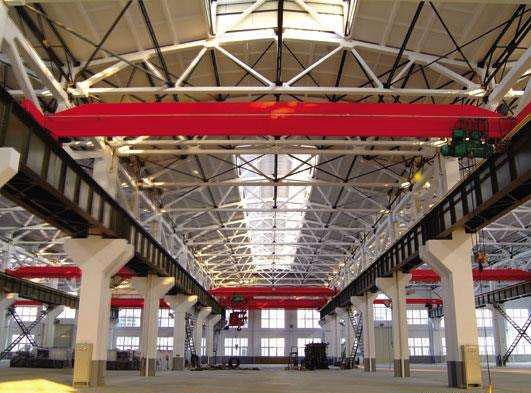 Lowhead-xonasi Savdoni qurish uchun yagona dafn shpal krani Lowhead Room Single Girder Overhead Crane for Saving Construction Cost.jpg