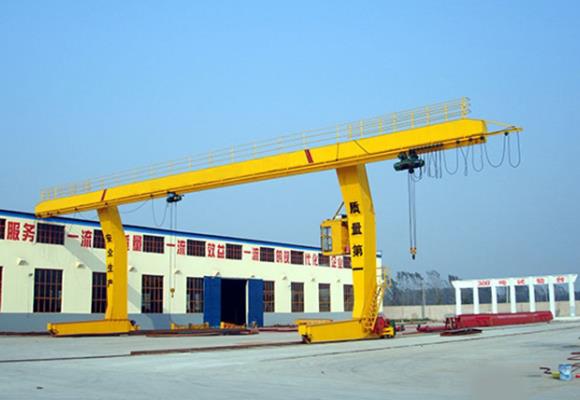 L-Shaped Legs Yagona Qulupli Gantry Crane with Hoist